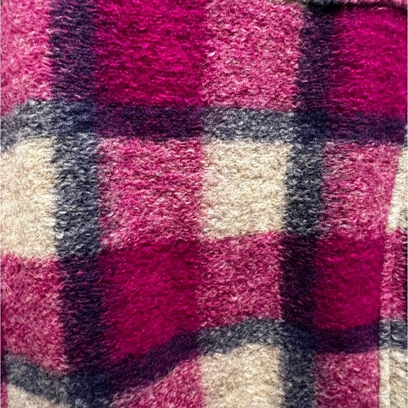 Aritzia Jacket - Picture 2 of 5